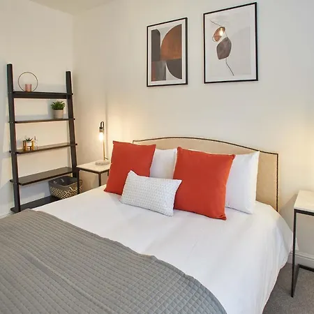 Apartment Host & - Routh Walk