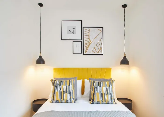 Host & - Routh Walk * Whitby