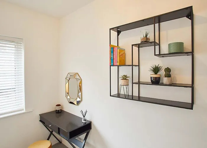 Host & - Routh Walk * Whitby